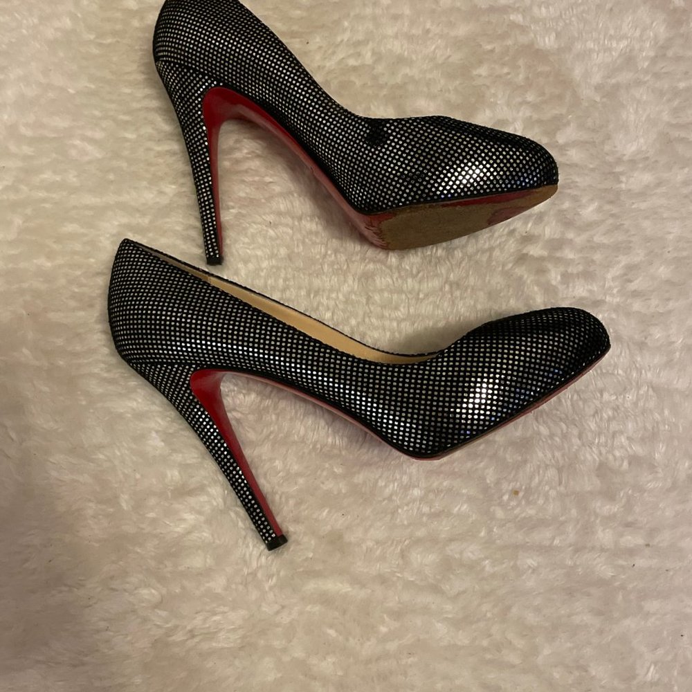 Christian Louboutin Heels 38